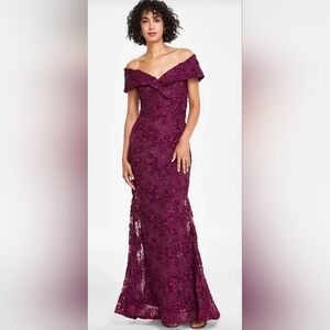 Size 6 - XSCAPE Elegant JILL Purple Off-Shoulder Lace Gown Dress